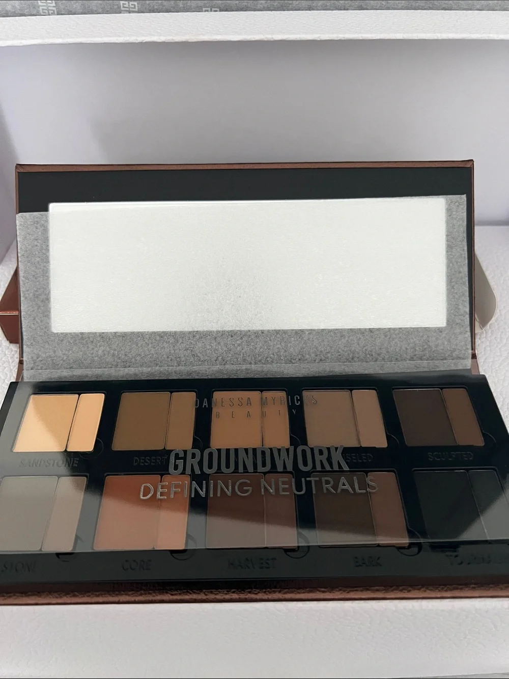 Danessa Myricks Beauty Groundwork Defining Neutrals - Palette